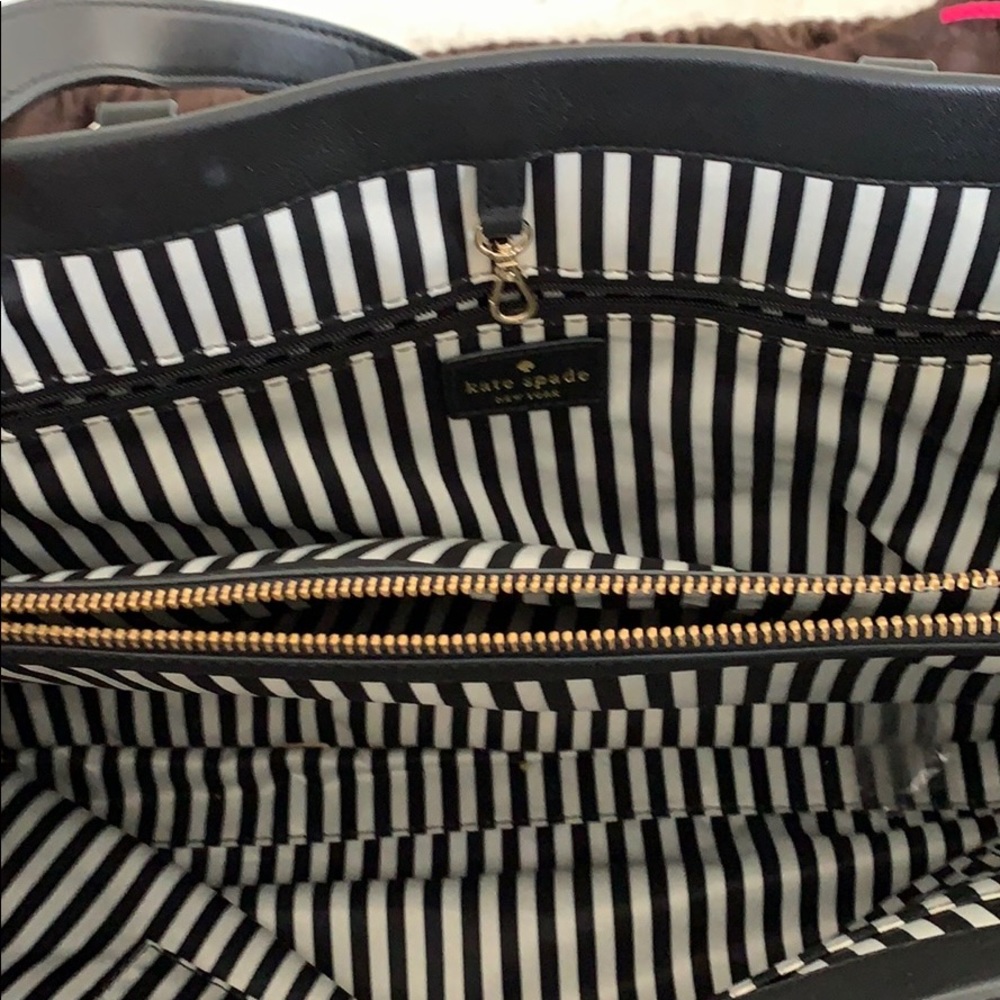 Kate Spade purse - Picture 3 of 4